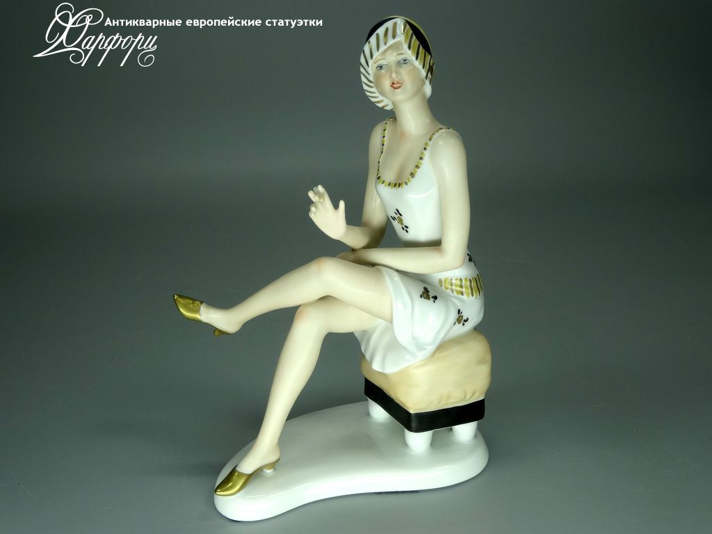 Купить фарфоровую статуэтку Wallendorf Девушка Ар-Деко